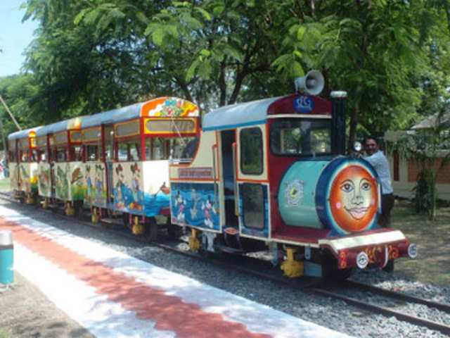 Toy train