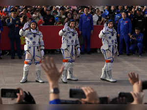 China space station crew returns to Earth after 6 months in space