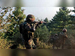 Rajouri: Ghatak team of Indian Army carrying out an extensive search operation i...