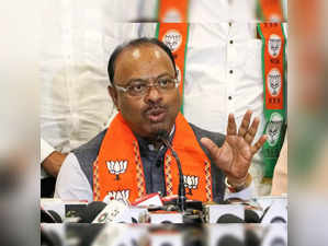 Rebels to be shown the door: Maharashtra BJP chief Bawankule