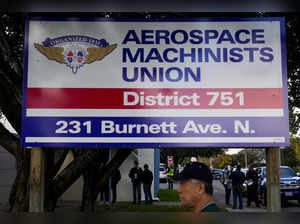 Boeing machinists hold contract vote that could end their 7-week strike