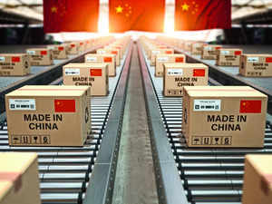 China Export Growth Soars to 2-Yr High as Tariff Risks Loom