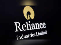 RIL shares fall 2% after 11.9 lakh shares change hands in a block deal