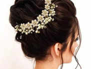 Must-have Hair Accessories for brides and bridesmaids for wedding season 2024