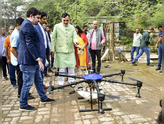 New Delhi: Delhi Minister Gopal Rai at the trial run of 'drone-based mist sprayi...