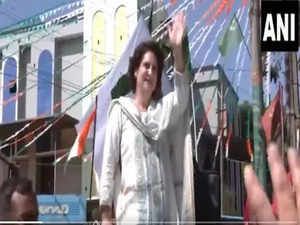 "...very happy campaigning here": Priyanka Gandhi conducts roadshow in Wayanad