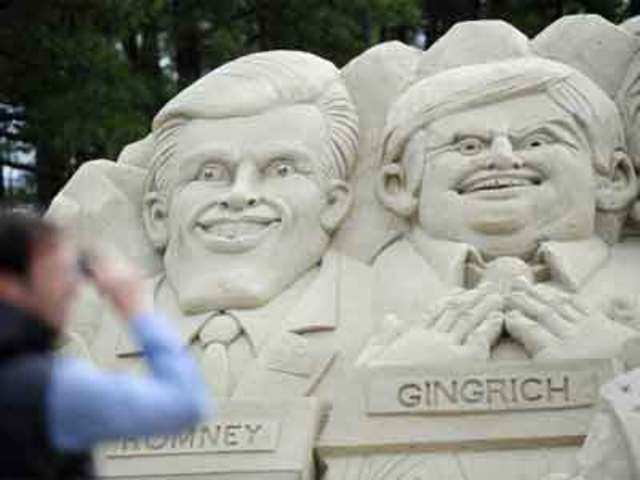 Sand sculptures of US presidential hopefuls