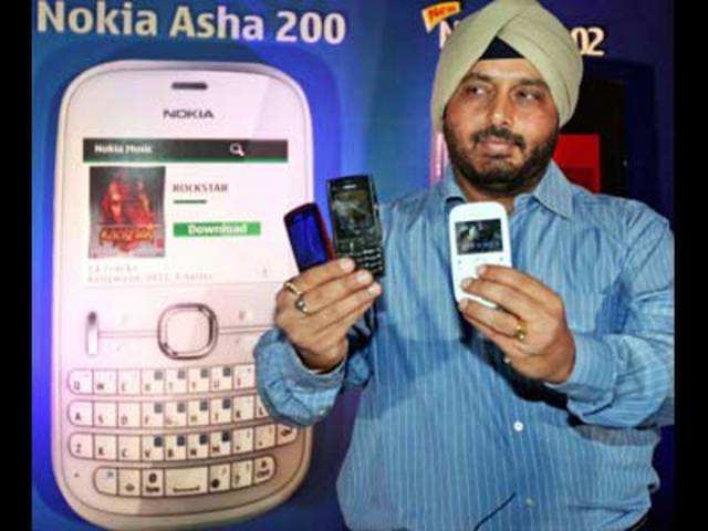 Launch of new Nokia phones