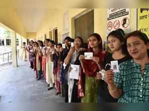 Women voters outnumber men in Kedarnath, to play decisive role in bypoll