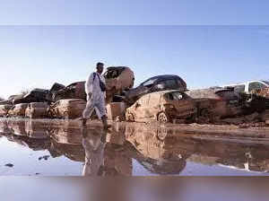 Another deadly spell of rain in Spain? Malaga residents wrap cars in plastic and tie them to lampposts