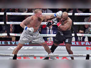 Mike Tyson vs Jake Paul