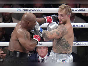 PHOTO COLLECTION: Mike Tyson vs Jake Paul