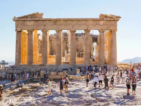 Greece &ndash; No high heels at ancient sites