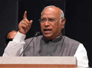 Kharge likens BJP and RSS to poison; says 'poisonous snake should be killed'