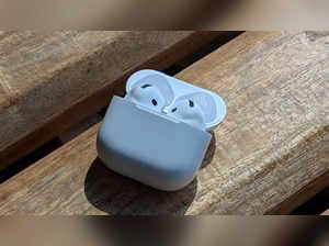 Apple AirPods 4