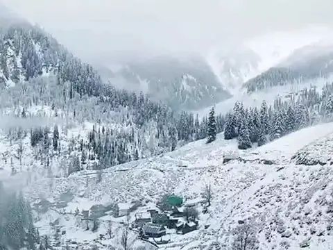 Early chill in Kashmir
