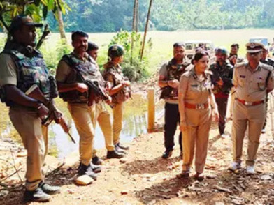 Jharkhand: Maoists torch five trucks in Latehar, hours before 2nd phase of assembly elections