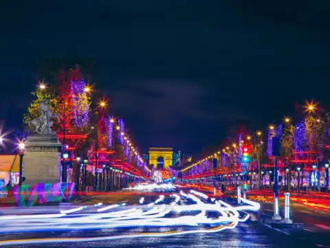 5. Avenue des Champs-&Eacute;lys&eacute;es, Paris, France
