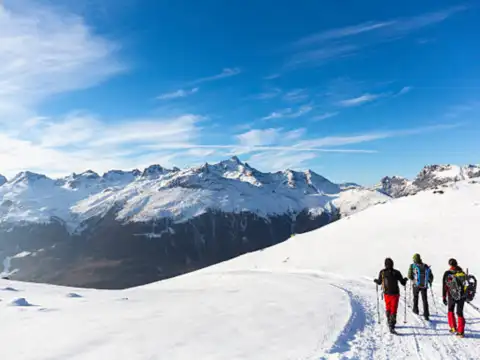 Snow Trekking &ndash; Manali, Himachal Pradesh