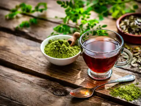 Moringa tea rinse