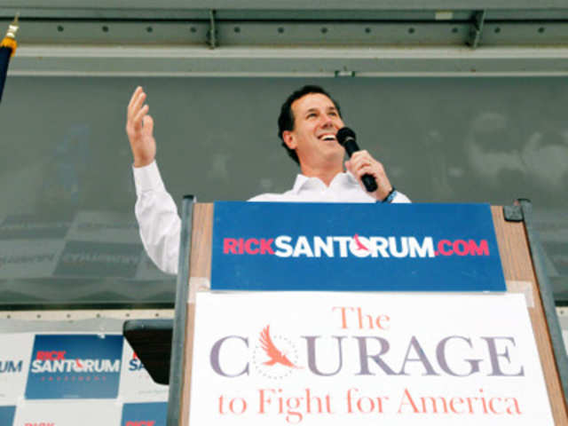 Rick Santorum speaks at his campaign rally