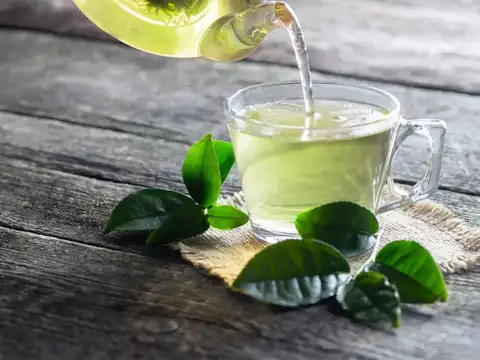 Green tea: A drink for youthfulness
