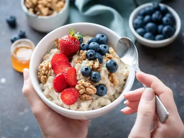 Sprouted moong salad - 8 diabetic-friendly breakfasts to try for a healthy start | The Economic Times