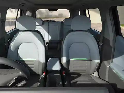 Premium features for comfort and safety