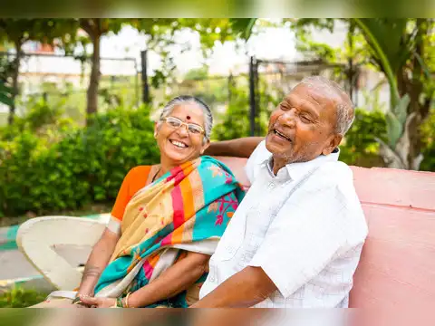 Where can you avail of treatment under Sanjeevani Yojana? 