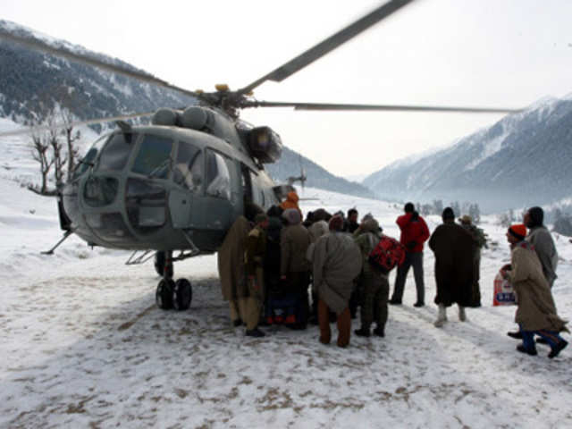 Snow-trapped civilians rescued, J&K