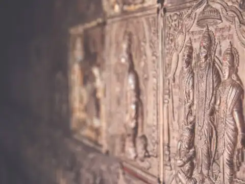 Nageshwarnath Temple