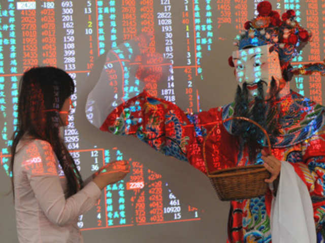  Taiwan Stock Exchange resumes trading