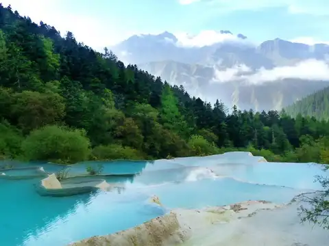 ​Jiuzhaigou Valley, China