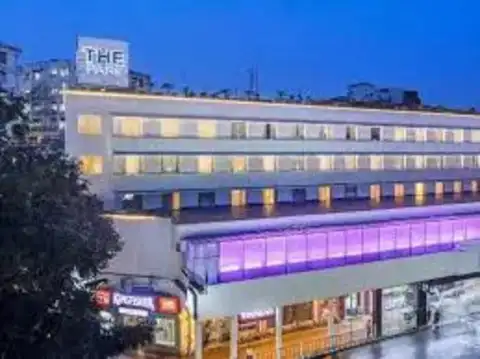 Apeejay Surrendra Park Hotels 3-Day Gain: 10% 