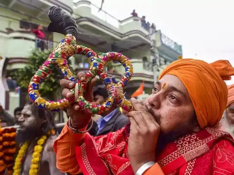 A devotional march towards Sangam