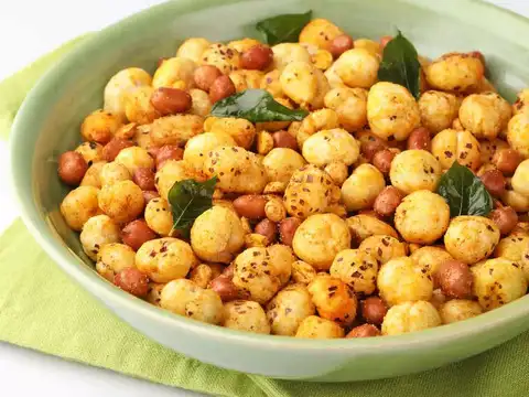Roasted Makhanas