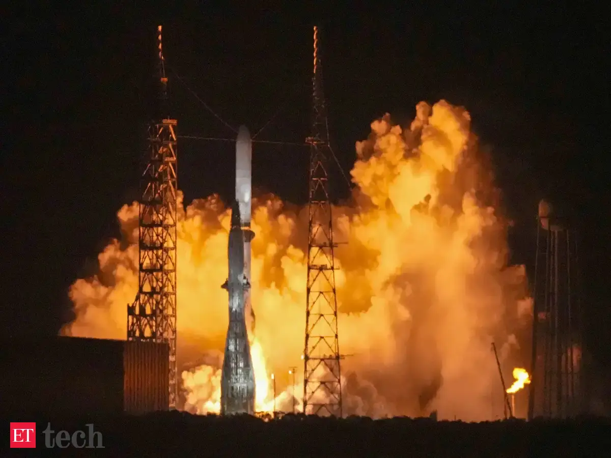 Blue Origin Launches New Glenn Rocket on Test Flight