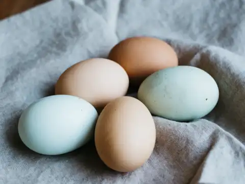  Eggs: Stale eggs can upset your stomach