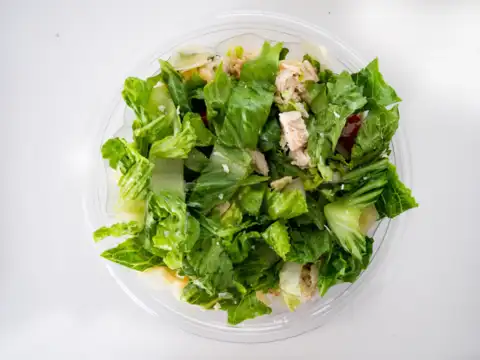 Green leafy vegetables: Harmful nitrates build up