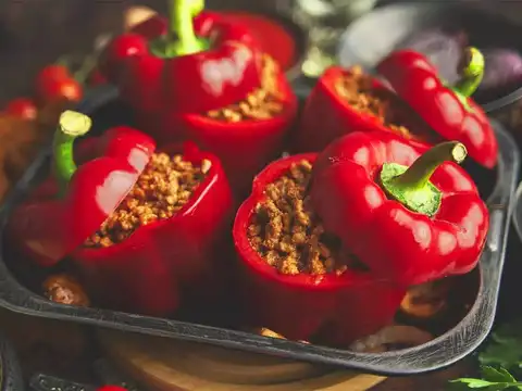 Soya and spinach stuffed peppers