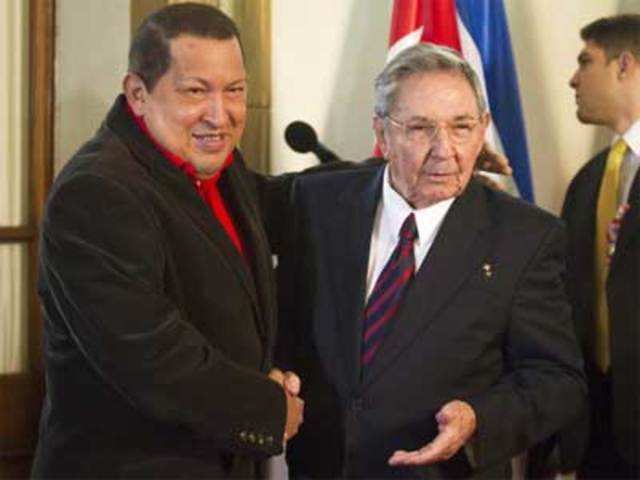 Venezuelan President Chavez and his Cuban counterpart Castro