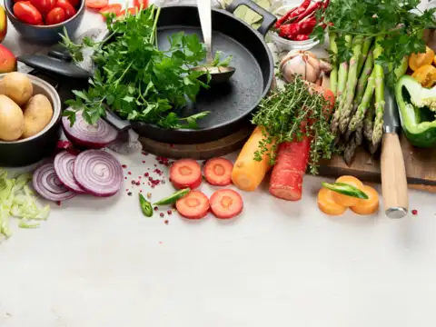 Eat seasonal and fresh foods