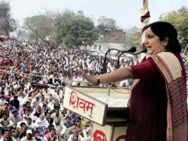 Elections 2012: Sushma Swaraj addresses the public