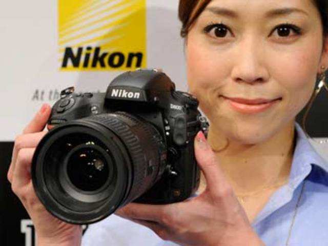 New FX-format digital SLR camera 'D800' from Nikon