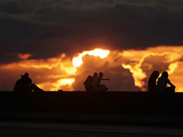 Sun sets in Havana on the 50th anniversary of the US trade embargo