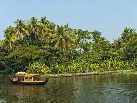 Alleppey &ndash; Houseboat Bliss in the Backwaters