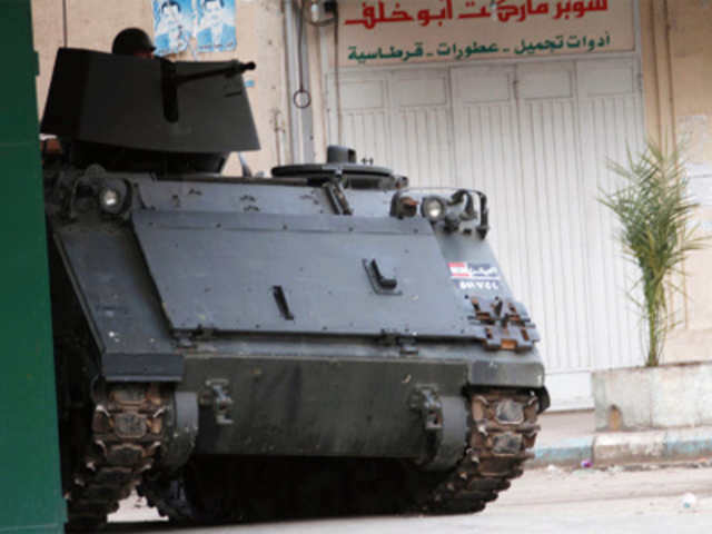 Street battles break out in Lebanon's northern city of Tripoli