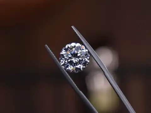 The Growing Acceptance of Lab-Grown Diamonds (LGDs)