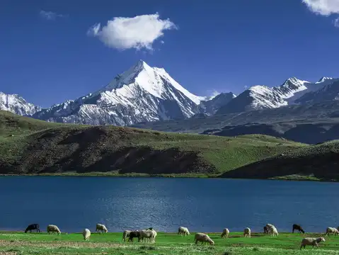 Chandratal Lake (Himachal Pradesh)