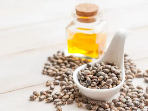 Castor Oil and Epsom Salt Bath